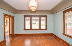 1707 S Duluth Ave, Sioux Falls, SD 57105
