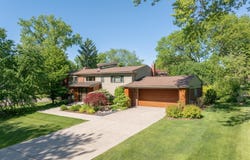2694 Brady Drive, Bloomfield Hills, MI 48304
