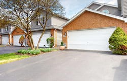 8305 Highpoint Circle, Darien, IL 60561