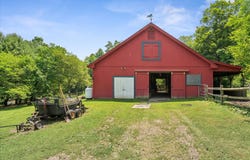 69 North Bedlam Road, Chaplin, CT 06235