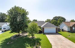 2205 Quartz  CIR, Van Buren, AR 72956