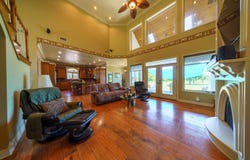 1200 Rounds Road, Batesville, AR 72501