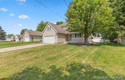 626 Lasalle Avenue NW, Grand Rapids, MI 49534