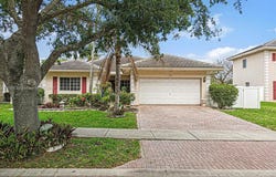 300 NW 17th Ave, Pompano Beach, FL 33069