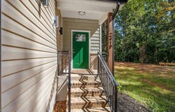 2410 Cedar Lane, Kernersville, NC 27284