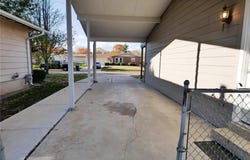 2340 Palm Drive, Florissant, MO 63031