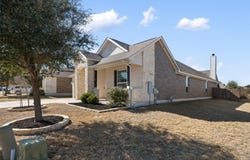 605 Palmilla St, Leander, TX 78641