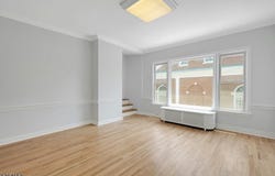 98 Broad St, Bloomfield Twp., NJ 07003-2520