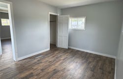 229 high Street, Roseville, OH 43777