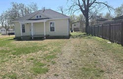805 W 11th Street, Junction City, KS 66441