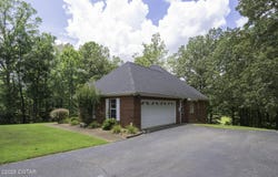 615 Hidden Hills Circle, Lexington, TN 38351