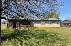 915 Maple Shade Road, Alma, AR 72921