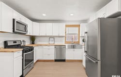318 S CURTIS Street, Edinburg, IL 62531