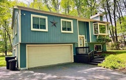 1422 Brian Lane, Effort, PA 18330