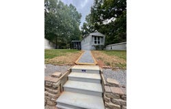 39 McCastle Lane, Hendersonville, NC 28792