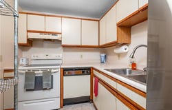 2 Angle Street, Lincoln, RI 02838