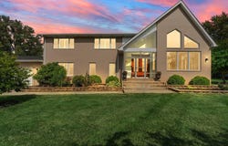 11341 Lakewood Street, Crown Point, IN 46307