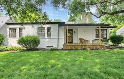 5 Whitaker Dr Drive, London, OH 43140