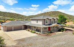 930 S Kerasi Court, Dewey-Humboldt, AZ 86327