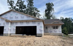 1516 W Addison Way, Muskegon, MI 49445