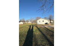 101 S Garfield Street, Mount Ayr, IA 50854