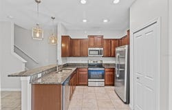 9768 PEMBROOKE PINES DRIVE, SUN CITY CENTER, FL 33573