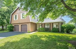 16012 Clarkson Woods Drive, Chesterfield, MO 63017