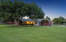 700 Lake Vista Lane, Lavon, TX 75166