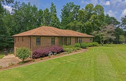 7717 LOCK 17 ROAD, BESSEMER, AL 35023