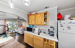165 S Trent Rd, Kerrville, TX 78028