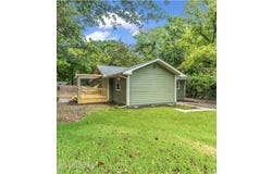 108 Utah Ave, Oak Ridge, TN 37830