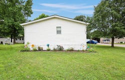 2445 Columbus Lancaster Road NW, Lancaster, OH 43130