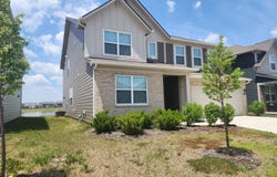 2431 S Carlota Drive, New Palestine, IN 46163