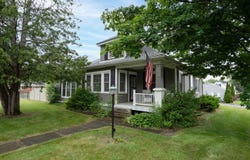 23 Hampton Avenue, East Greenbush, NY 12144