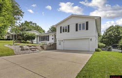 141 Atwood Drive, Mankato, MN 56001