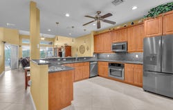 4991 Madison Lakes Circle Circle W, Davie, FL 33328