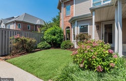 523 BRIDGEVIEW DRIVE, LEMOYNE, PA 17043