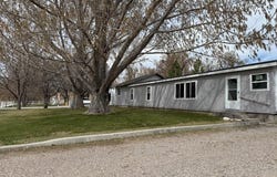 235 S Oregon Trail Road, American Falls, ID 83211