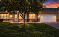 468 Hayes Drive, Hastings, MN 55033