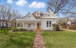 813 W Main Street, Waxahachie, TX 75165