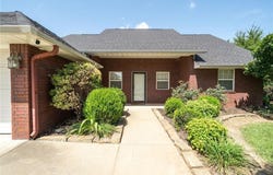 27071 Hayes  LN, Shady Point, OK 74956