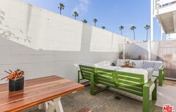 615 Hampton Dr, Venice, CA 90291