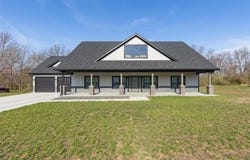 213 Lakeview Drive, Farmington, MO 63640