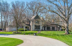 4401 Taylor Street, Fort Wayne, IN 46804-1913