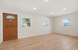 1074 S James Road, Columbus, OH 43227