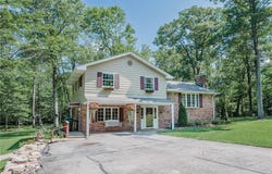 916 Stratford Rd, Fairfield Twp, PA 15658
