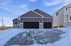 706 Plainside Avenue, Norwalk, IA 50211