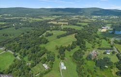 HIDDEN RIDGE Lane, HILLSBORO, VA 20132