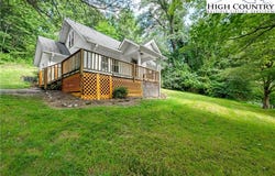 253 Old Blowing Rock Road, Boone, NC 28607