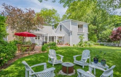5 Putnam, Cotuit, MA 02635
